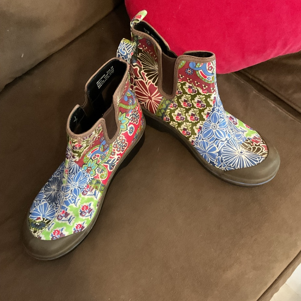 Cool Colorful Dansko Rain Boot Clogs Sz 38 Like New!
